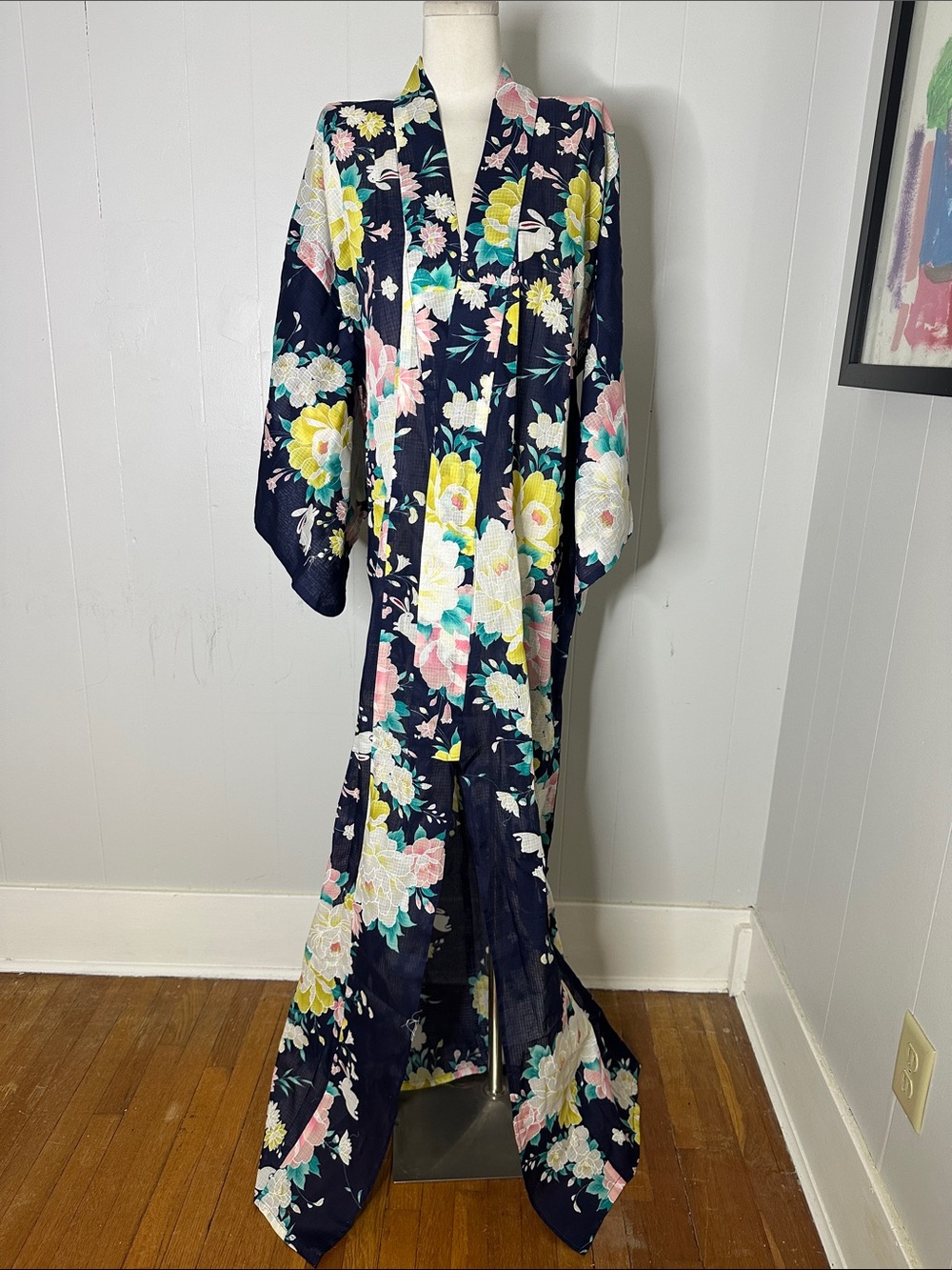 Vintage Floral Bunny Print Long 62” Kimono Asian Robe